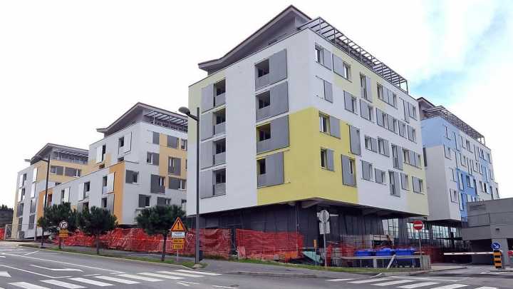 Stanovanjska soseska v Livadah