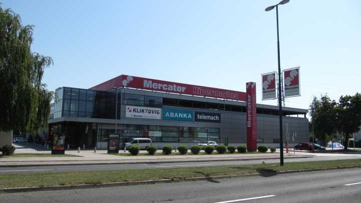 Mercator Hipermarket Šmartinska